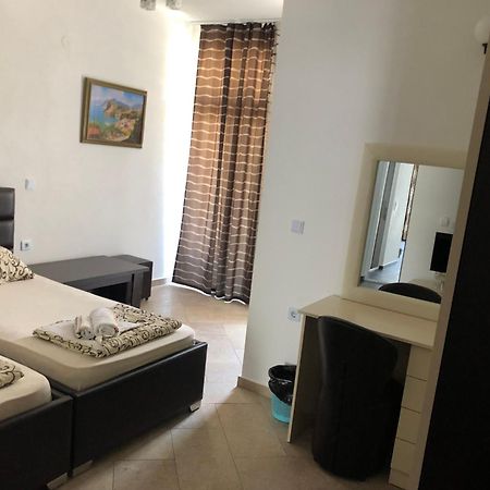 Novalic Hotel Dobra Voda Εξωτερικό φωτογραφία