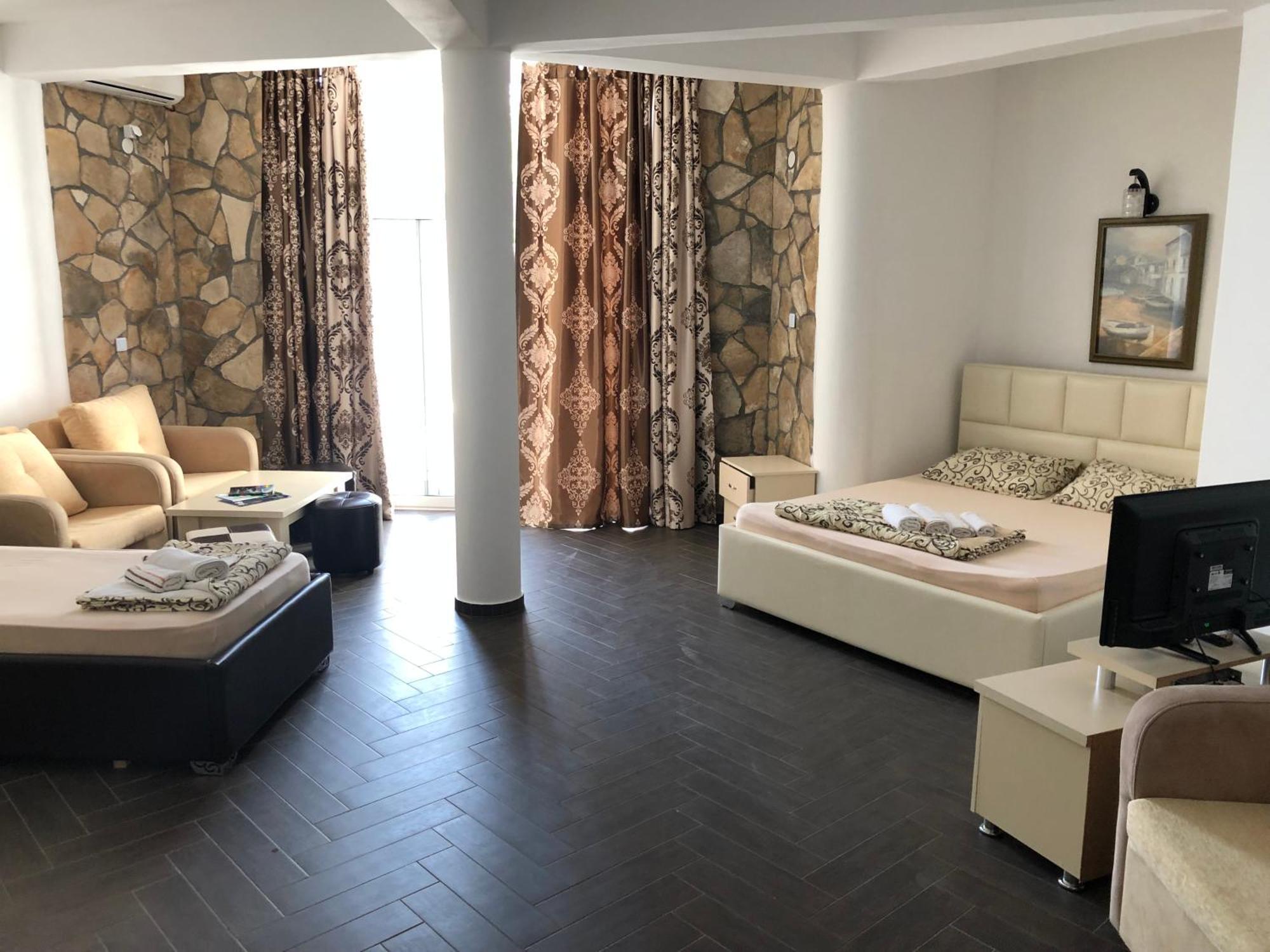 Novalic Hotel Dobra Voda Εξωτερικό φωτογραφία