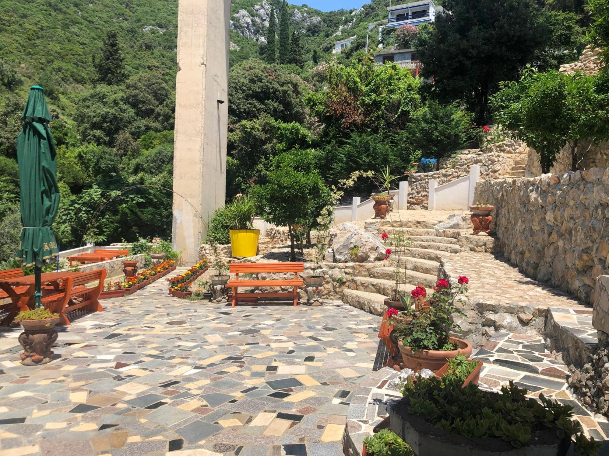 Novalic Hotel Dobra Voda Εξωτερικό φωτογραφία
