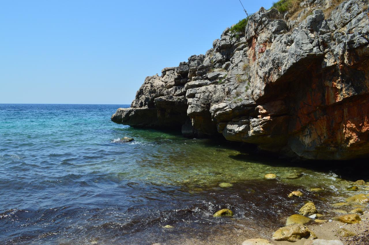 Novalic Hotel Dobra Voda Εξωτερικό φωτογραφία
