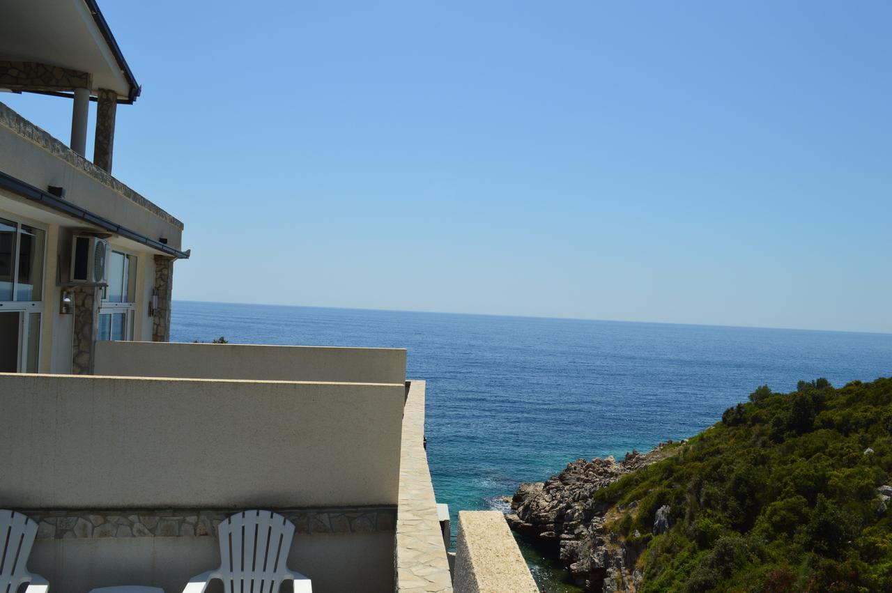 Novalic Hotel Dobra Voda Εξωτερικό φωτογραφία