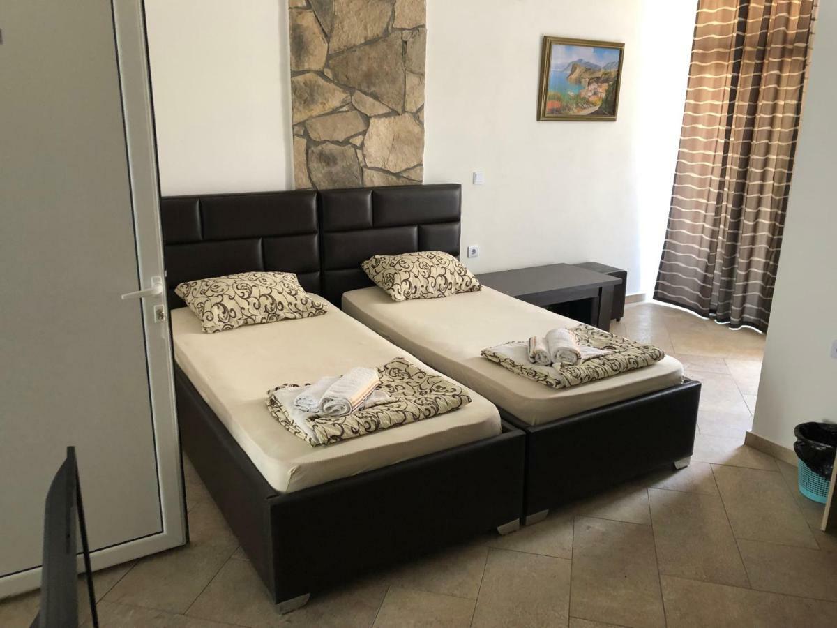 Novalic Hotel Dobra Voda Εξωτερικό φωτογραφία
