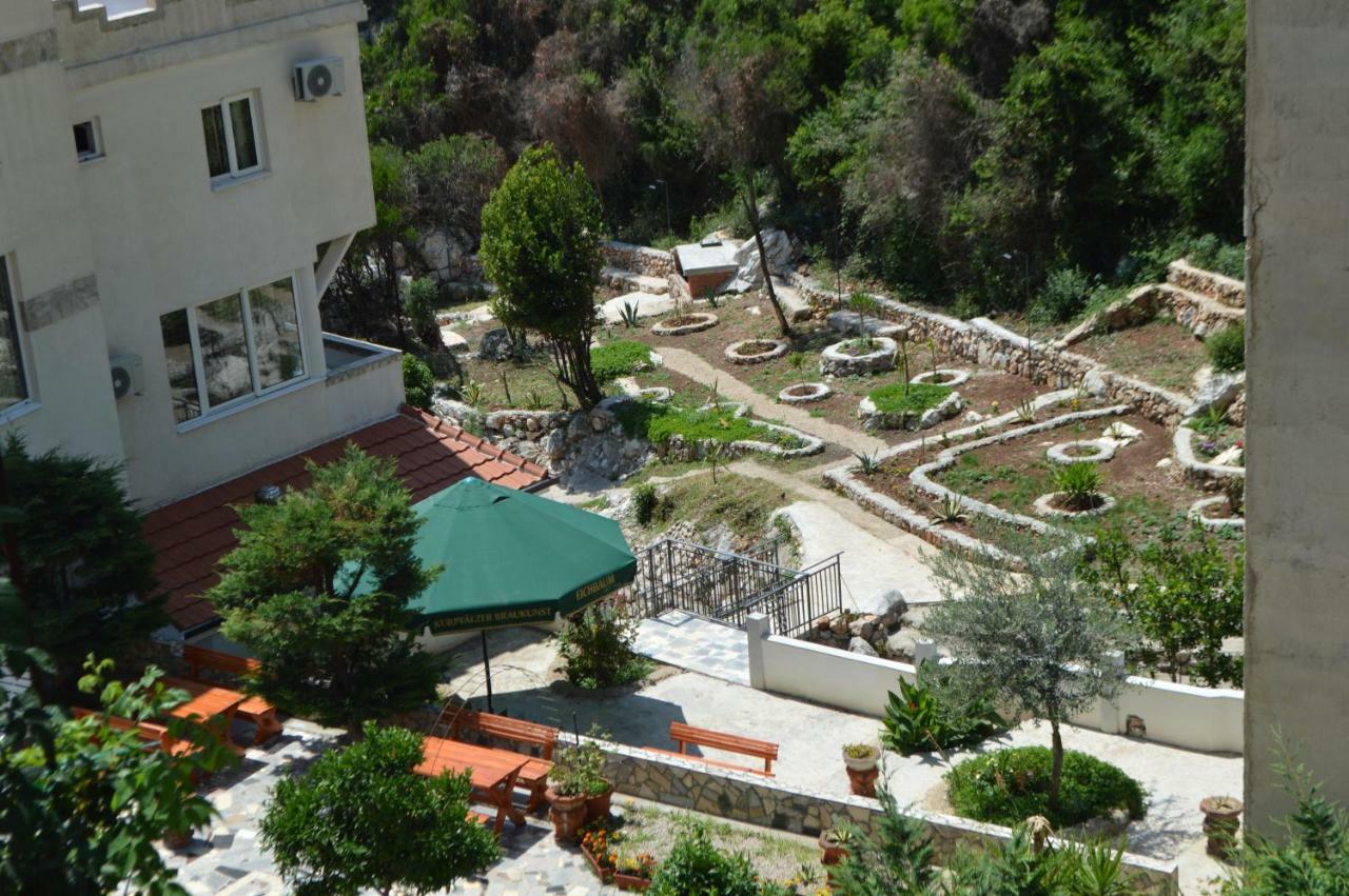 Novalic Hotel Dobra Voda Εξωτερικό φωτογραφία